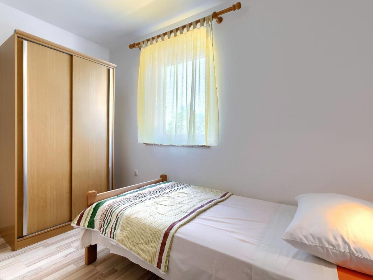Holiday Home Carla - Lbn429 By Interhome ラビン エクステリア 写真