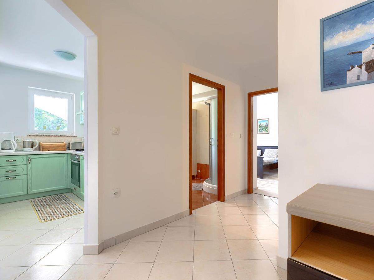 Holiday Home Carla - Lbn429 By Interhome ラビン エクステリア 写真