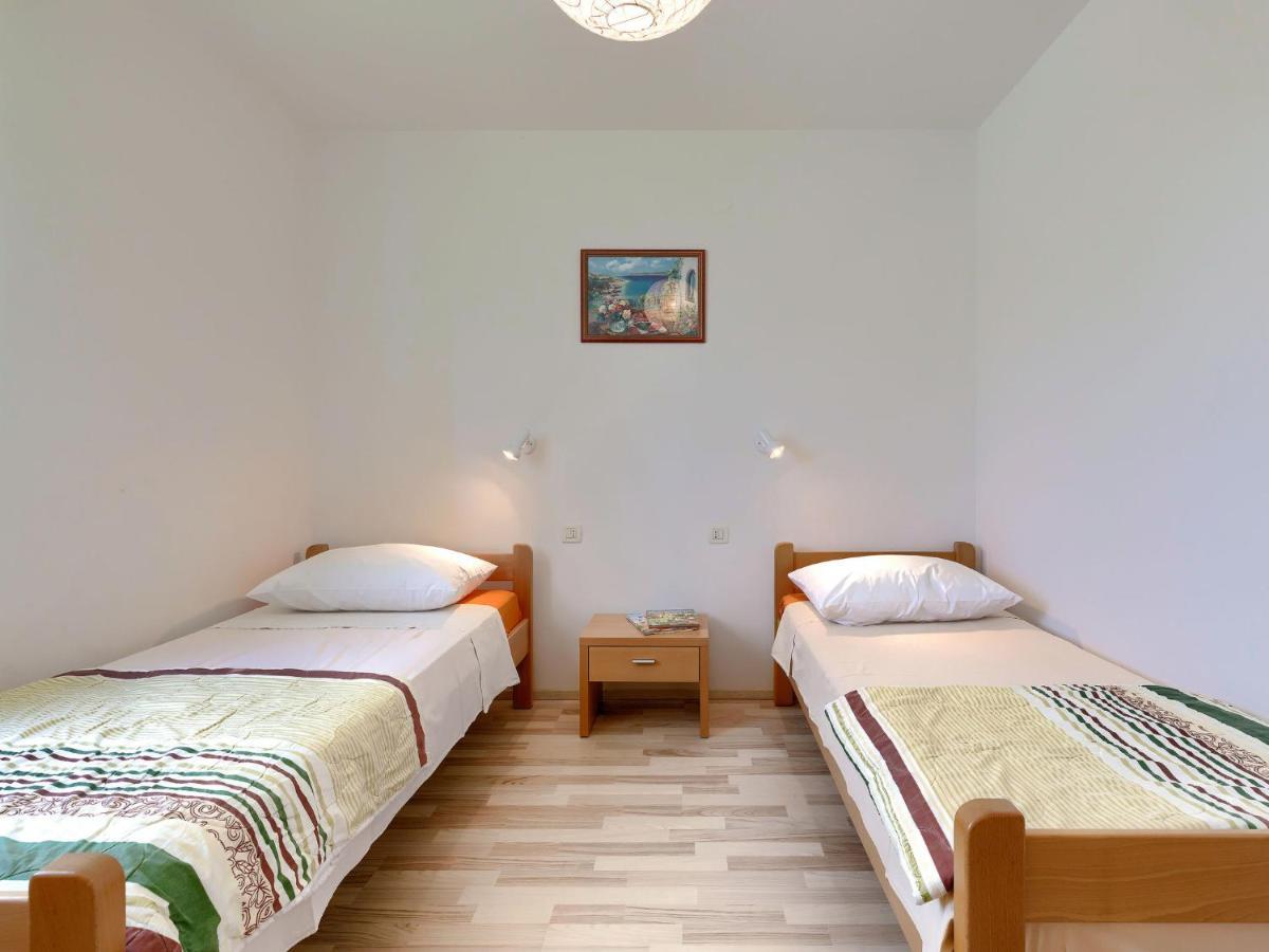 Holiday Home Carla - Lbn429 By Interhome ラビン エクステリア 写真